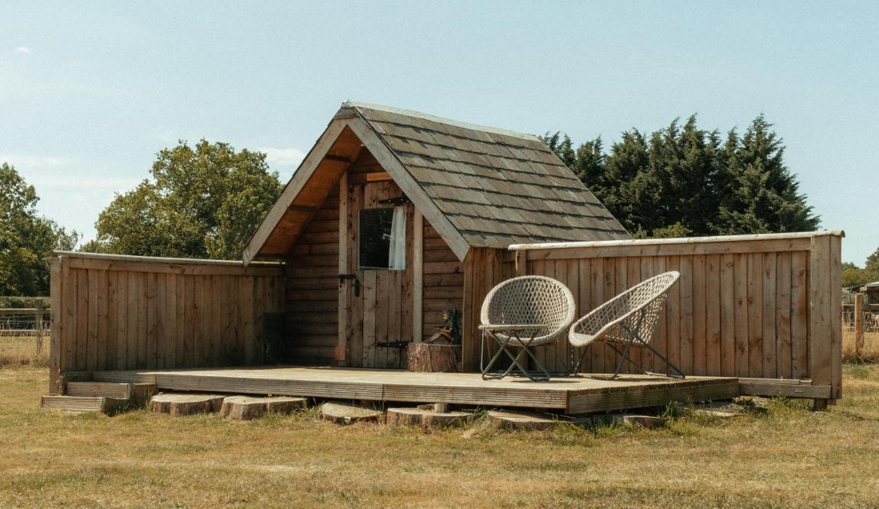 Glamping At The Retreat Wiltshire Is Rural Bliss Villa Chippenham  Eksteriør bilde