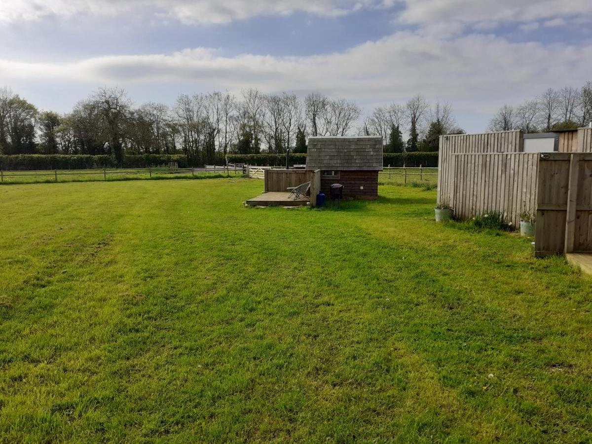 Glamping At The Retreat Wiltshire Is Rural Bliss Villa Chippenham  Eksteriør bilde